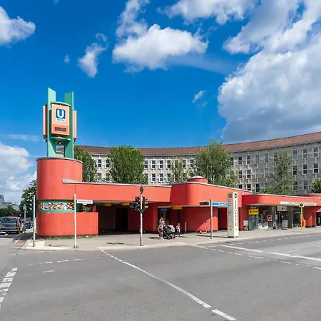 33 O, 185 Sqm With Whirlpool And Kids Play Berlin