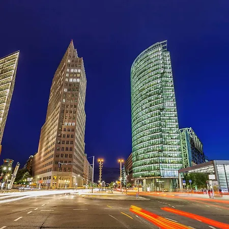 33 O, 185 Sqm With Whirlpool And Kids Play ברלין