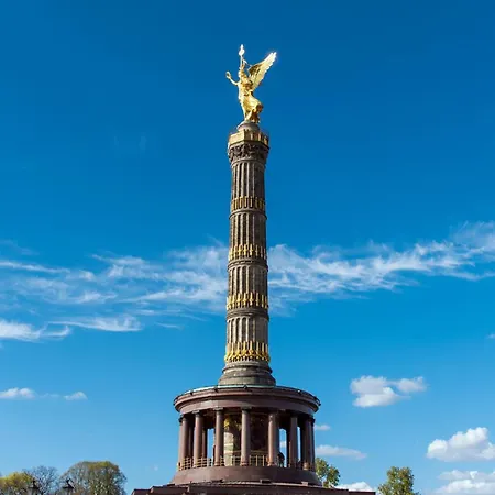 33 O, 4 And Whirlpool * Berlin