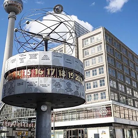 33 O, 185 Sqm With Whirlpool And Kids Play