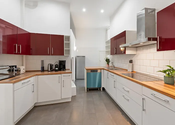 33 O, 185 Sqm With Whirlpool And Kids Play * Berlin