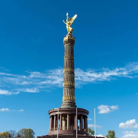 33 O, 4 And Whirlpool * Berlin