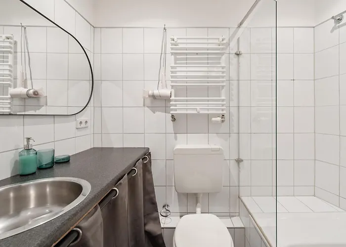 33 O, 185 Sqm With Whirlpool And Kids Play Apartment