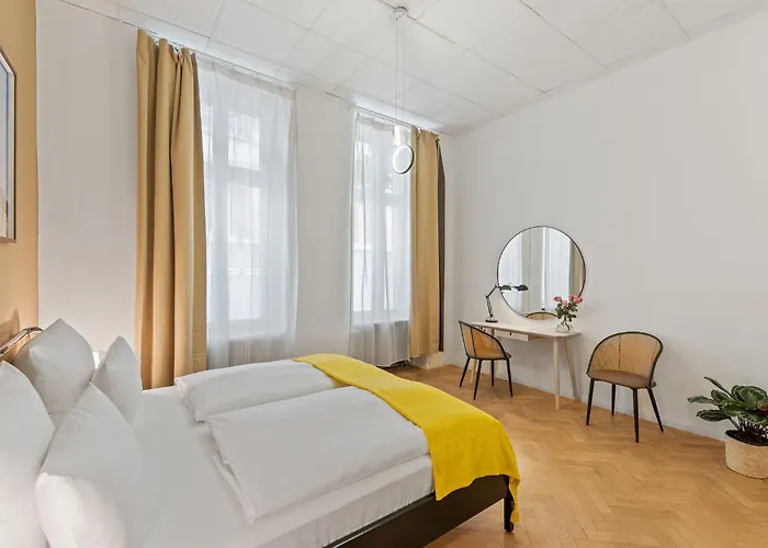 33 O, 185 Sqm With Whirlpool And Kids Play Apartment *